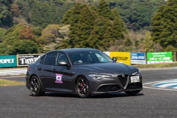 🚘 Experiencia JDM - Alfa Romeo Giulia